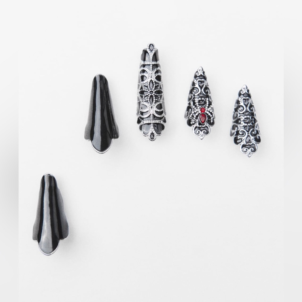Zara Pack of Fingernail Rings - NWT